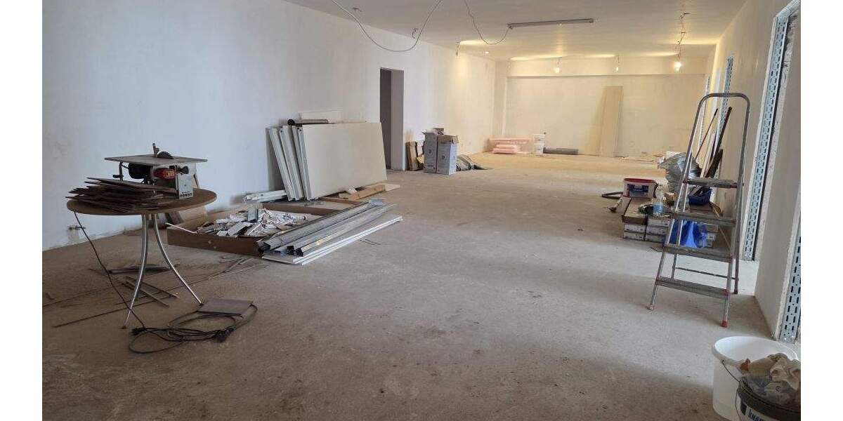 Gewerbeobjekt Eisenach - 7 Zimmer, 272 m&sup2;, 1.905&euro; | Angebot:25731715