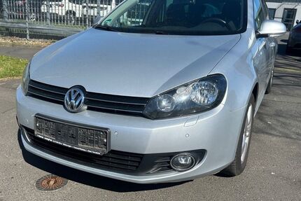 VW Golf 124.000 km 4.999 &euro; Kassel 34123