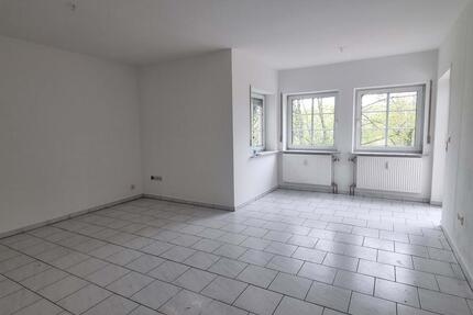 3 ZKB Erdgeschoßwohnung in ruhiger Waldrandlage