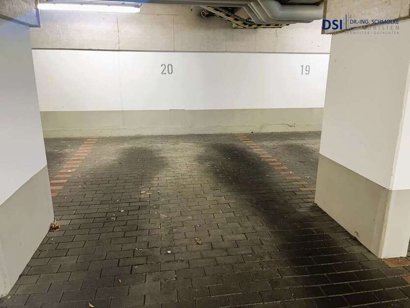 Garage zu vermieten in Köln 100 €