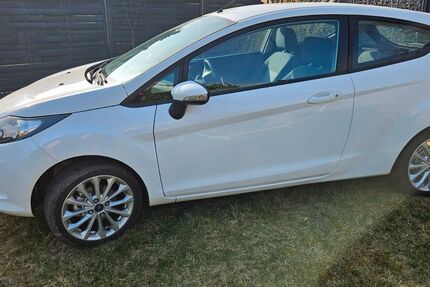 Ford Fiesta 181.000 km 2.700 &euro; Plaidt 56637