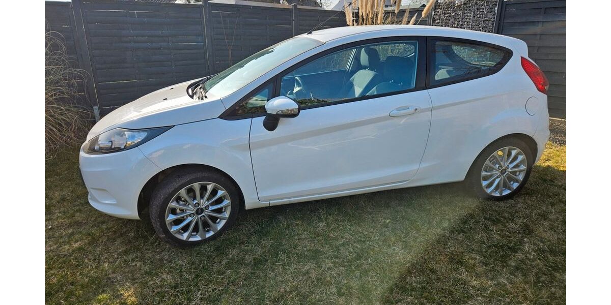 Ford Fiesta 181.000 km 2.700 &euro; Plaidt 56637
