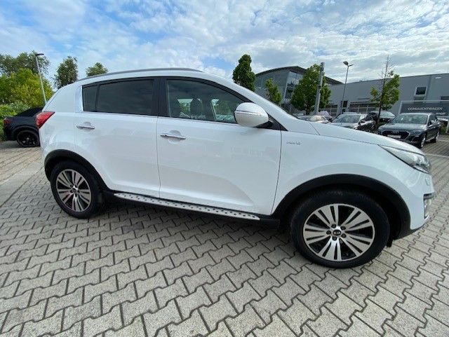 Kia Sportage 185.000 km 7.999 &euro; Bickenbach 64404