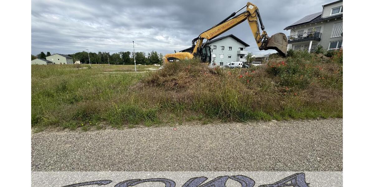 Baugrundstück ohne Bauzwang für eine Doppelhaushälfte in Neuburg Heinrichsheim - Ein Objekt von Ihrem Immobilienpartner SOWA Immobilien und Finanzen - Grundstück Neuburg | Angebot:27143413