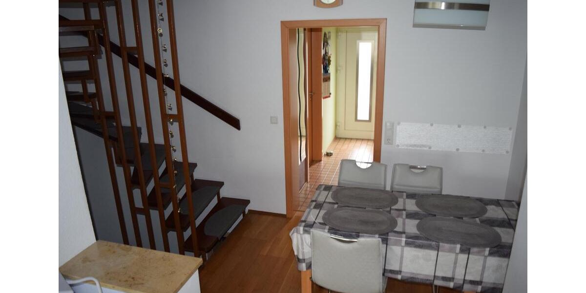 Reihenhaus Schwabach - 5 Zimmer, 110 m&sup2;, 449.000&euro; | Angebot:25398917