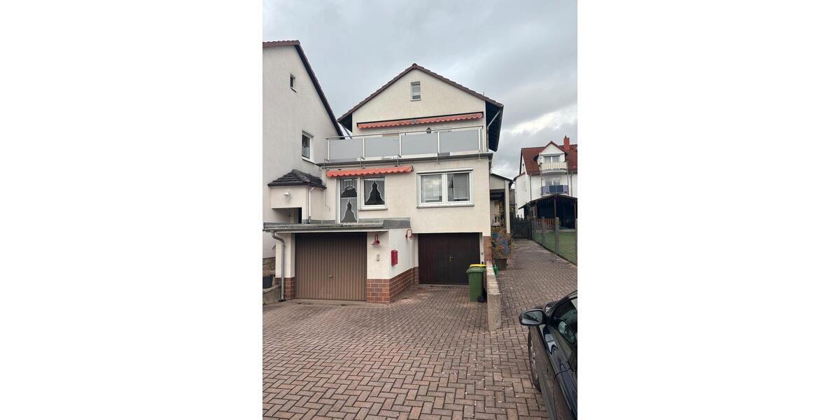 Einfamilienhaus Coburg - 8 Zimmer, 157 m&sup2;, 350.000&euro; | Angebot:25621972