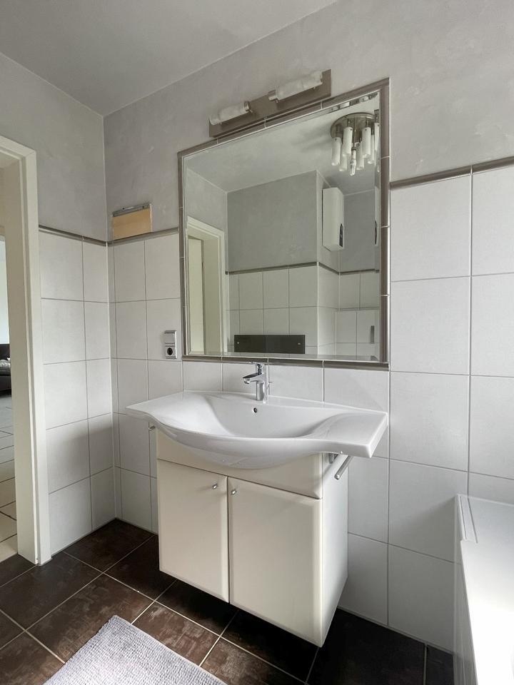Maisonette-Eigentumswohnung in 2-Parteienhaus nahe Frechener City