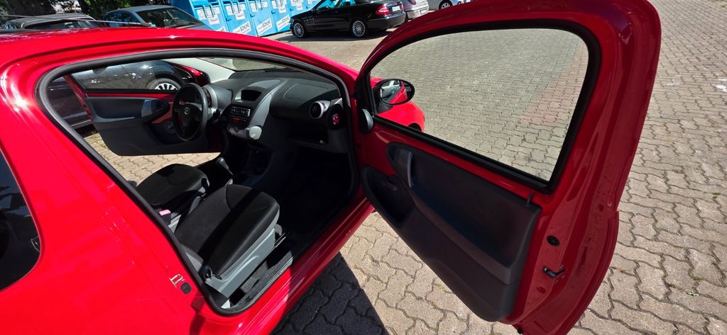 Toyota Aygo (X) 131.738 km 1.999 &euro; Wedel 22880