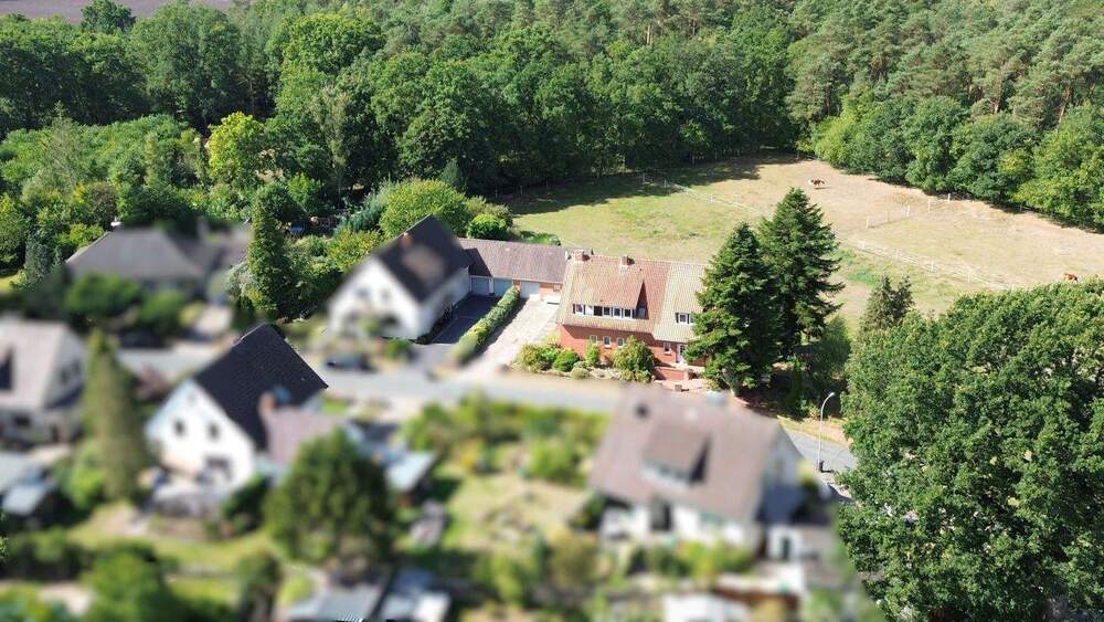 Mehrfamilienhaus, Wohnhaus Dörverden Hülsen - 7 Zimmer, 185 m&sup2;, 279.000&euro; | Angebot:25744859