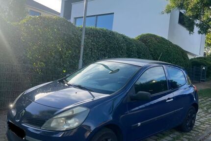 Renault Clio 159.000 km 2.200 &euro; Baden Baden 76532