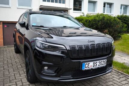 Jeep Cherokee 175.800 km 14.300 &euro; Hambühren 29313