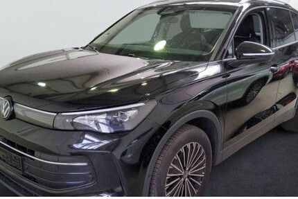 VW Tiguan 25.242 km 29.576 &euro; Berlin 12105