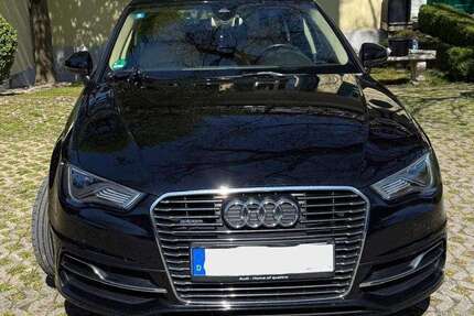 Audi A3 104.000 km 12.900 &euro; München, Landeshauptstadt 81925