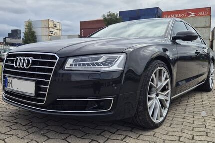 Audi A8 214.000 km 21.500 &euro; Hamburg 20457