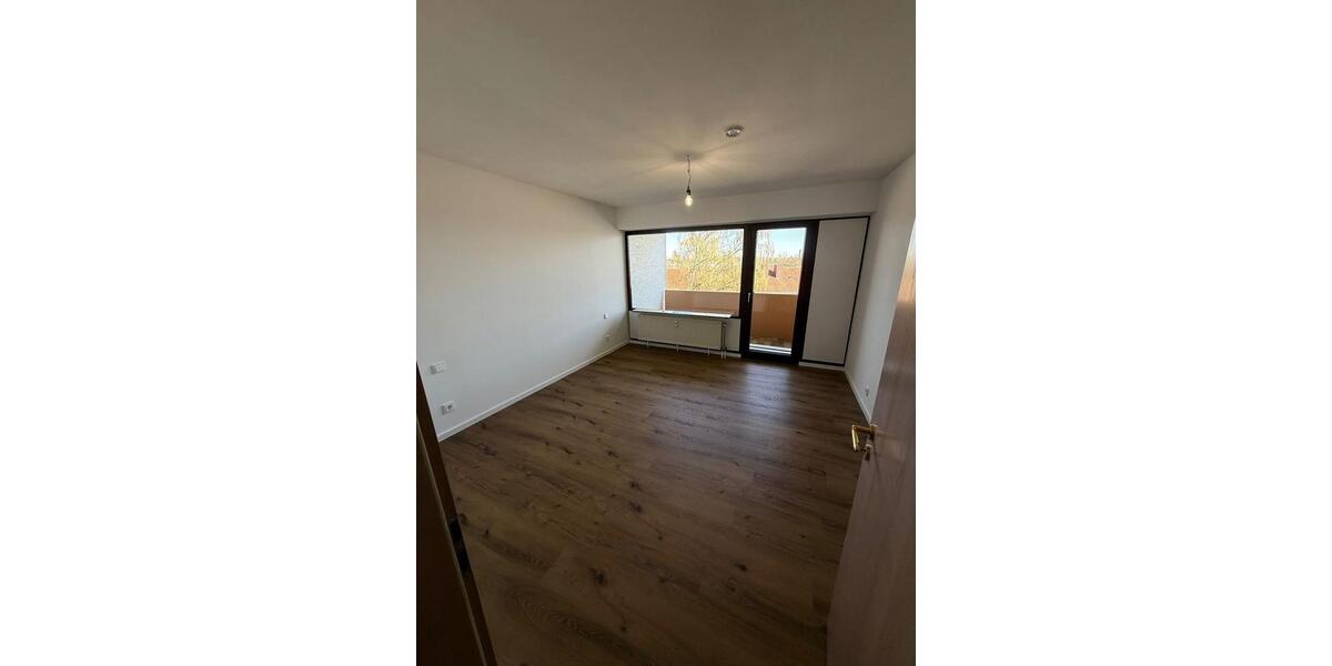 Etagenwohnung Stadtbergen - 3 Zimmer, 91 m&sup2;, 1.255&euro; | Angebot:26312175