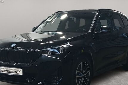 BMW iX1 22.544 km 41.300 &euro; Berlin 14057