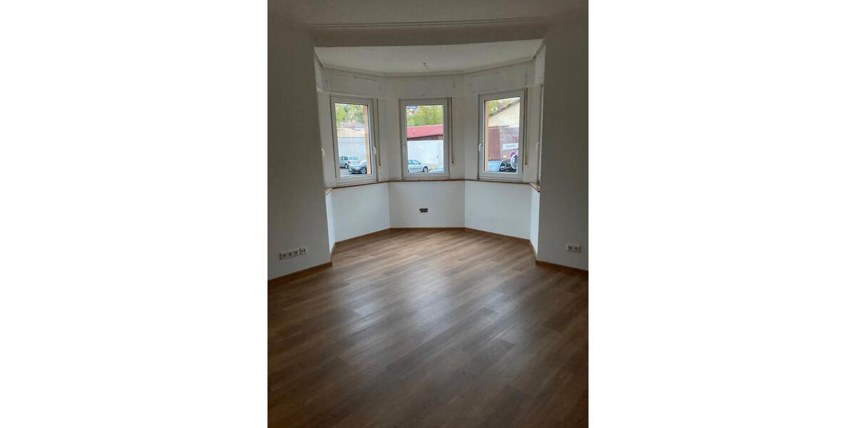 Hochparterre Bad Mergentheim - 3 Zimmer, 92 m&sup2;, 890&euro; | Angebot:26315100
