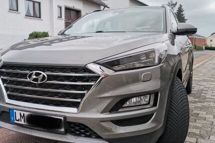 Hyundai TUCSON 106.000 km 20.300 € Limburg 65550