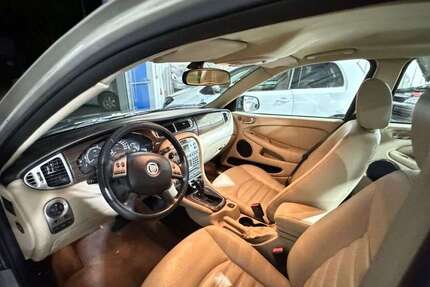 Jaguar X-Type
