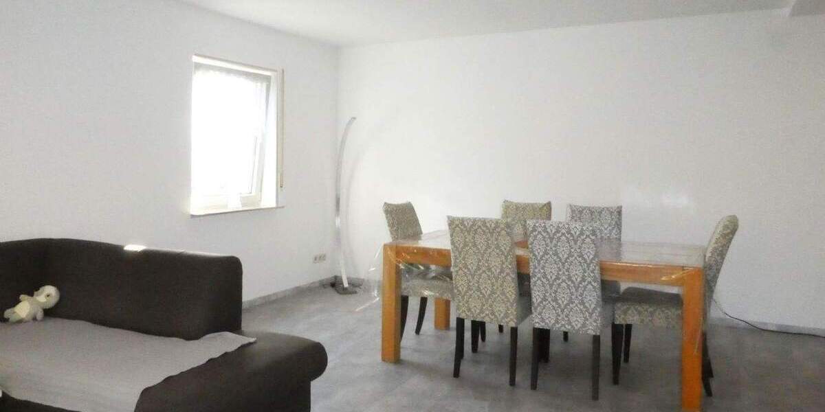Etagenwohnung Brachttal Hellstein - 5 Zimmer, 136 m&sup2;, 290.000&euro; | Angebot:25704438