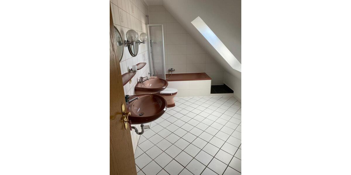 Einfamilienhaus Garbsen Ortschaft Horst - 5.5 Zimmer, 140 m&sup2;, 1.500&euro; | Angebot:26266009