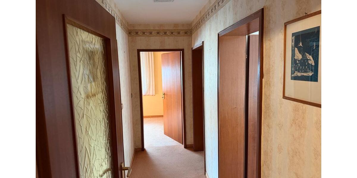 Erdgeschoßwohnung Fürth Eigenes Heim - 5 Zimmer, 250 m&sup2;, 1.700&euro; | Angebot:25126681
