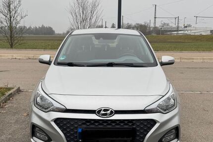 Hyundai i20 63.120 km 11.000 &euro; Gersthofen 86368