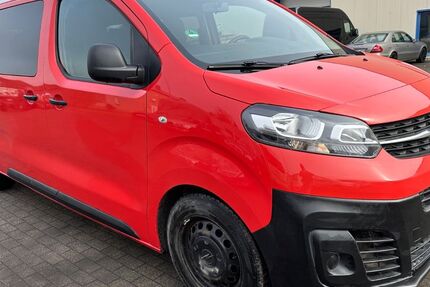 Opel Vivaro 174.500 km 16.541 &euro; Stäbelow bei Rostock 18198
