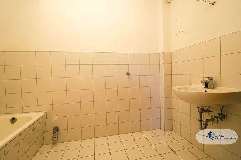 Doppelhaushälfte Rimsting - 8 Zimmer, 215 m&sup2;, 680.000&euro; | Angebot:25692935