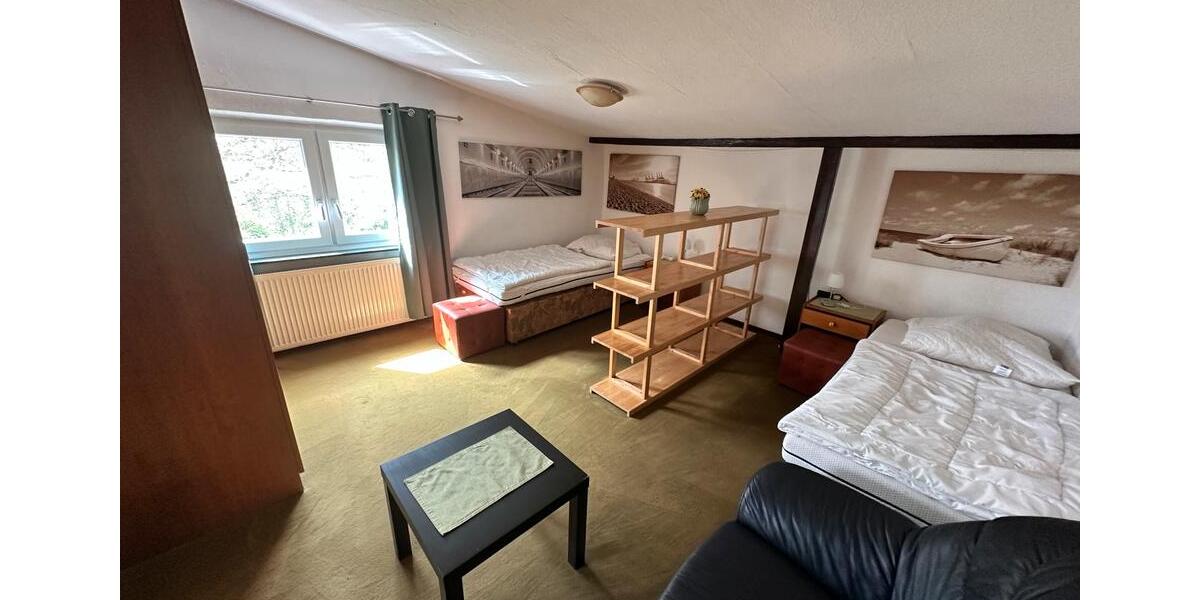 Dachgeschoßwohnung Hamburg Harburg - 3 Zimmer, 70 m&sup2;, 1.300&euro; | Angebot:26415982