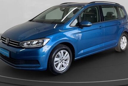 VW Touran 73.993 km 26.880 &euro; Köln 50823