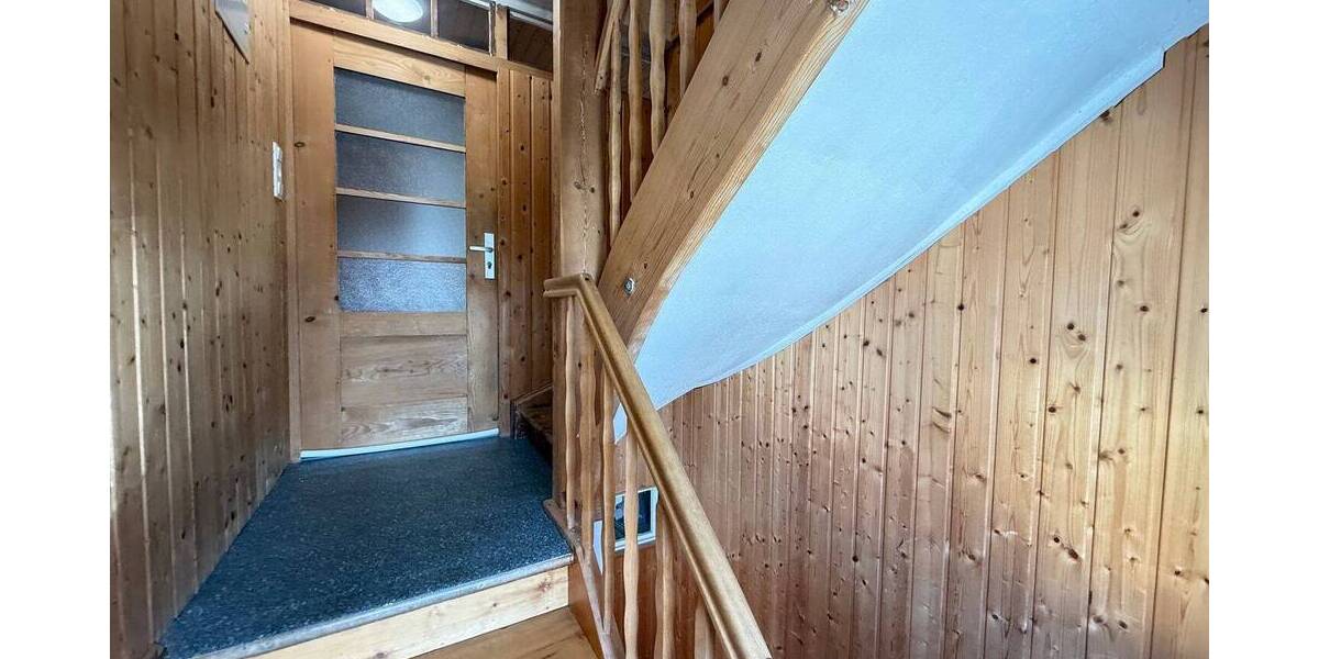 Mehrfamilienhaus, Wohnhaus Villingen-Schwenningen Schwenningen - 8 Zimmer, 180 m&sup2;, 495.000&euro; | Angebot:26875241