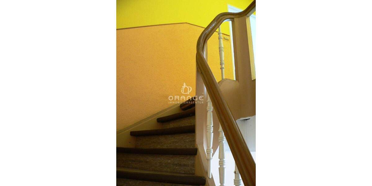 ***TOP: Erstbezug nach Sanierung :sonnige 4,5 -ZKB auf 93 QM WFL, Stadtmitte, im Hinterhaus nahe HBF 4 zimmer