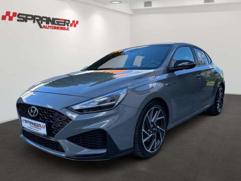 i30