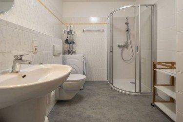 Erdgeschoßwohnung Zingst - 2 Zimmer, 55 m&sup2;, 70&euro; | Angebot:26168175