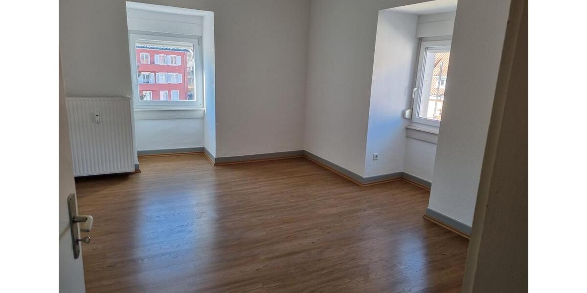 Dachgeschoßwohnung Donaueschingen - 2.5 Zimmer, 57 m&sup2;, 550&euro; | Angebot:26375255