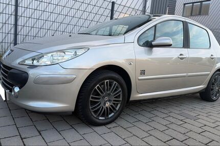 Peugeot 307 192.000 km 2.400 &euro; Grafenau 71120