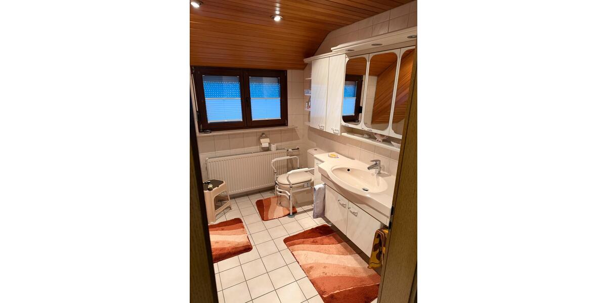 Doppelhaushälfte Illingen - 6 Zimmer, 120 m&sup2;, 180.000&euro; | Angebot:27225712