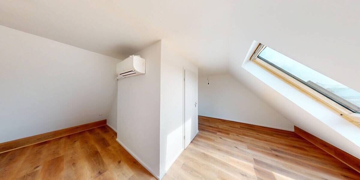 Etagenwohnung Düsseldorf Altstadt - 2 Zimmer, 58 m&sup2;, 975&euro; | Angebot:26696690