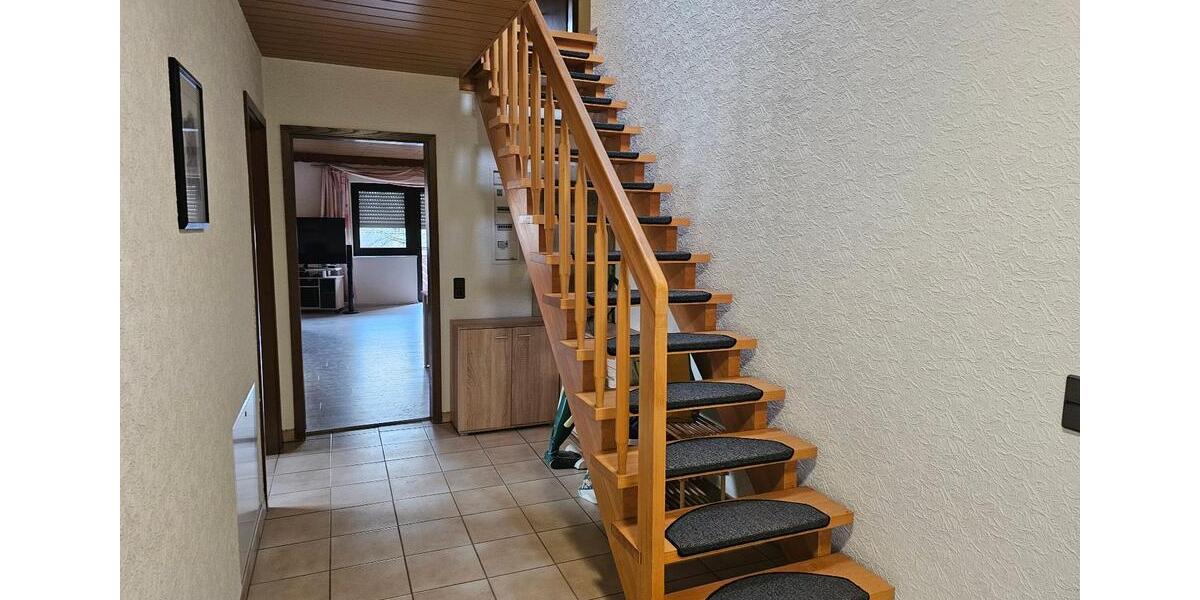 Reihenhaus Sankt Wendel - 10 Zimmer, 260 m&sup2;, 259.000&euro; | Angebot:26409338