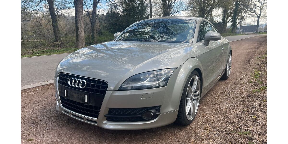 Audi TT 149.879 km 9.200 &euro; Freiburg 79117