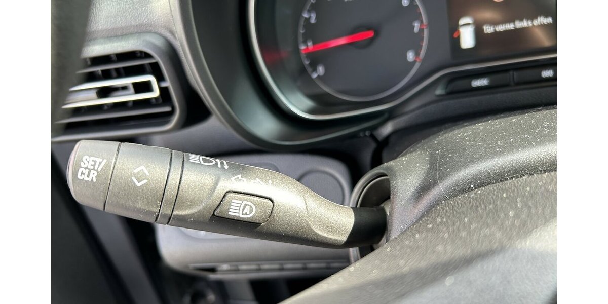 Opel Combo 1.2i Edition 1.HAND Tempomat DAB PDC 54.200 km 15.500 &euro; Altdorf 84032