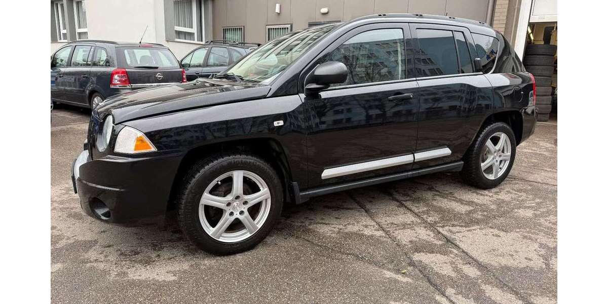 Jeep Compass 118.111 km 6.750 &euro; München 80636