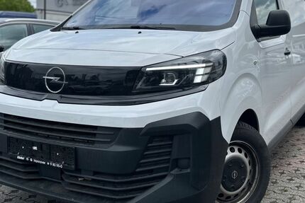 Opel Vivaro 7.824 km 23.248 € Mönchengladbach 41063