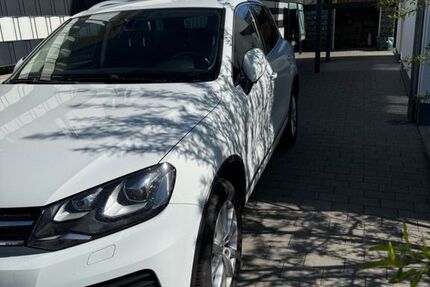 VW Touareg 261.206 km 11.400 &euro; Sulzbach-Rosenberg 92237