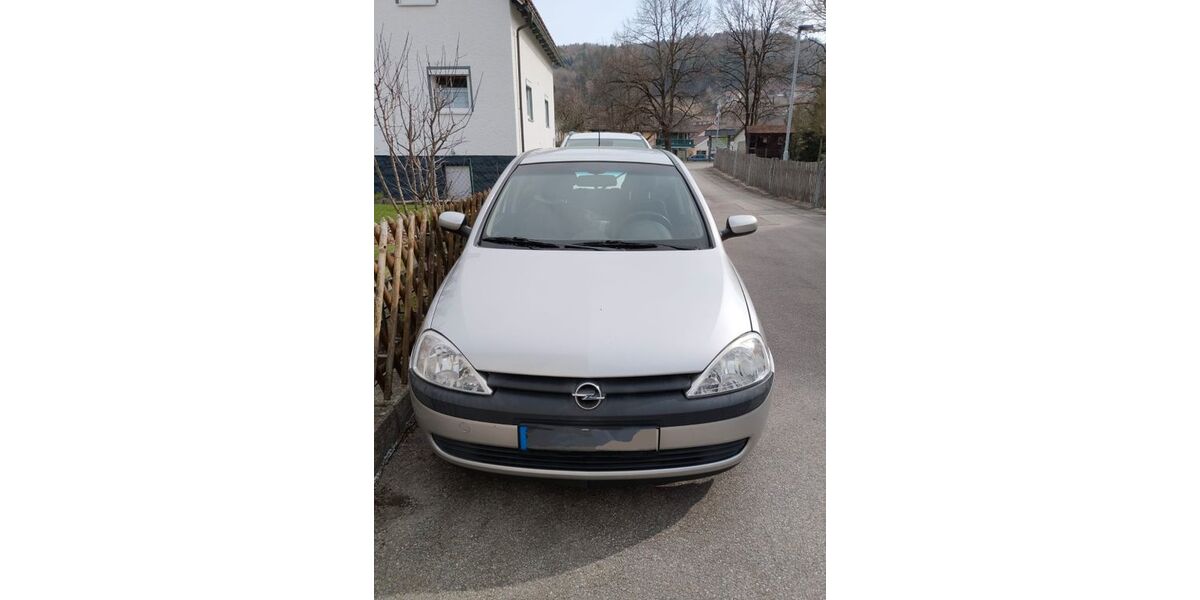 Opel Corsa 93.000 km 2.600 &euro; Ringelai 94160