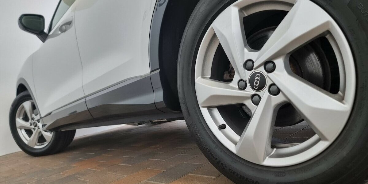 Audi Q3 35 TDI Advanced Prestige LED ACC APP schw.AHK 79.950 km 26.500 &euro; Garrel 49681