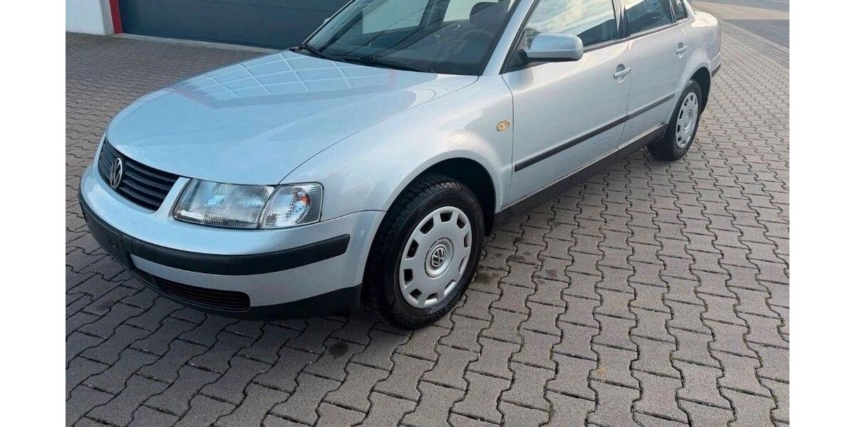 VW Passat 155.000 km 3.000 &euro; Anröchte 59609