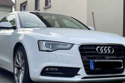 Audi A5 122.000 km 15.950 € Ludwigshafen 67071