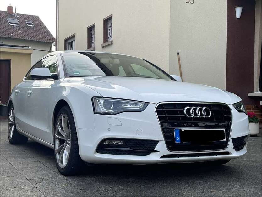 Audi A5 122.000 km 15.950 € Ludwigshafen 67071